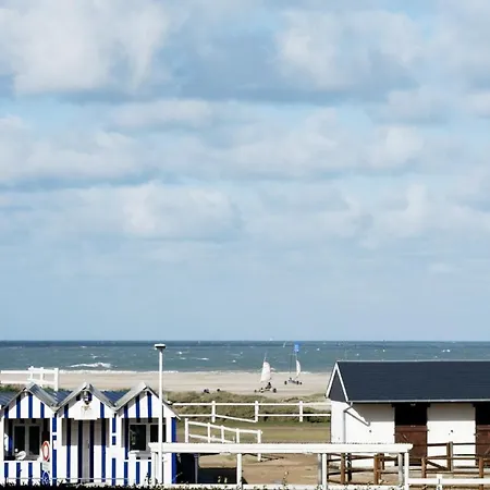 Luxe & Vue A Riva Bella, Luxury & Sea View Apartment *