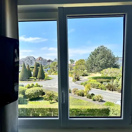 Le Luxe & Votre Vue A Riva Bella Apartment Ouistreham