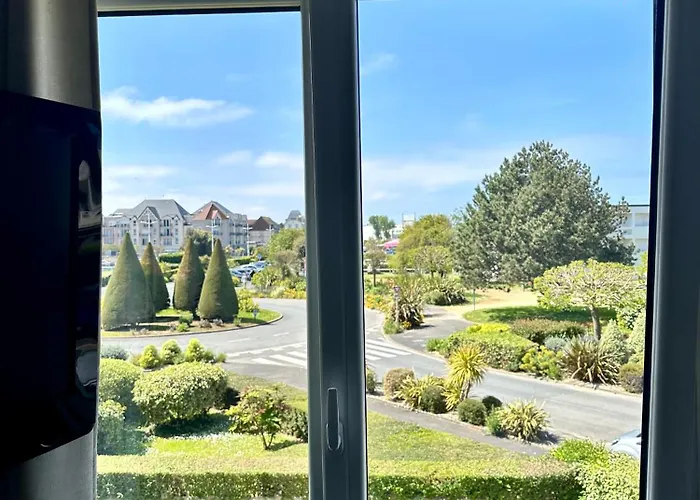 Luxe & Vue A Riva Bella, Luxury & Sea View Apartament Ouistreham